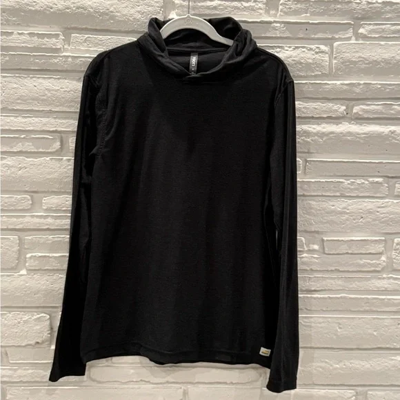 NEW Vuori Dream knit Black Long Sleeve with Hood - Medium - Picture 1 of 3